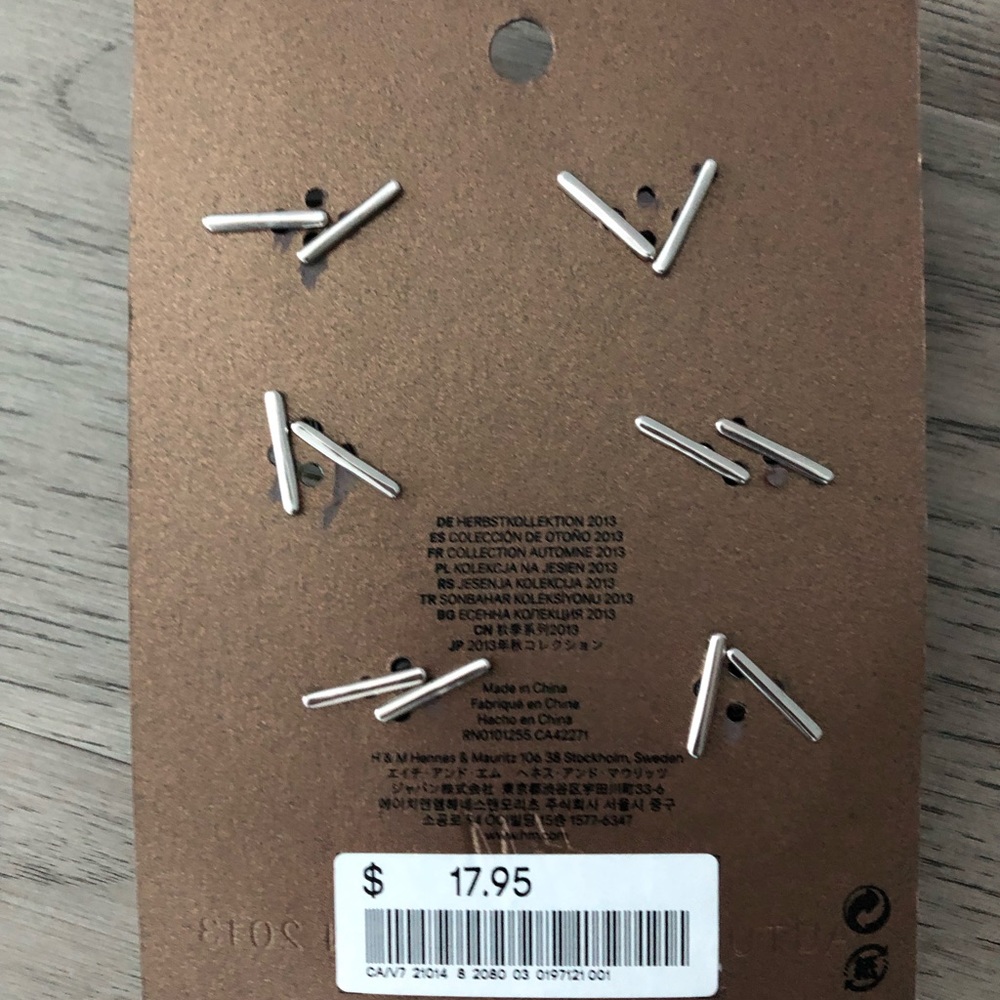 BNWT H&M Ring Collection - Picture 2 of 2